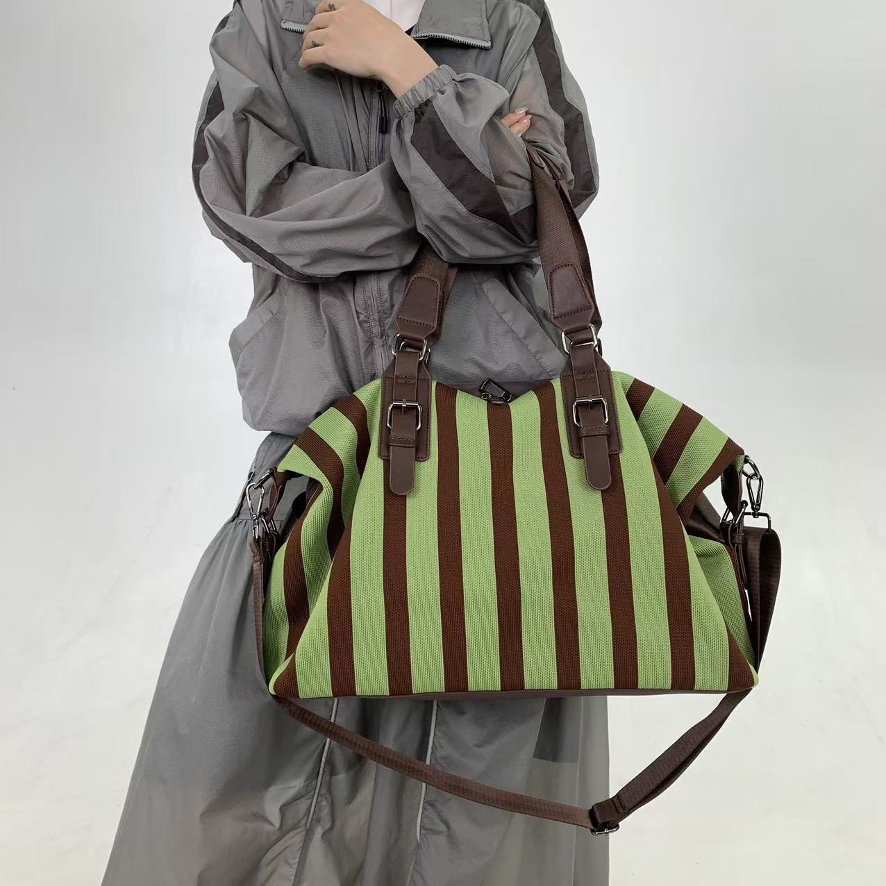 Ladies' fashionable striped ve - It Travel Accessories review and price